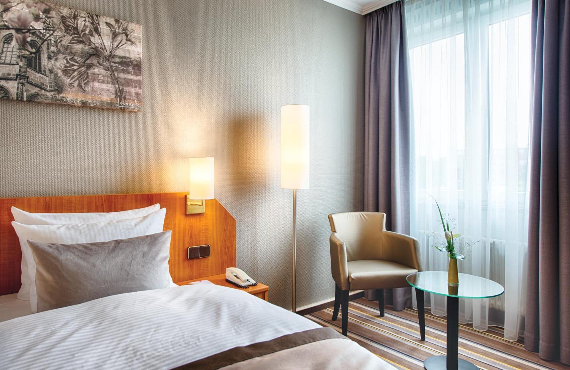 Leonardo Hotel Ахен Экстерьер фото