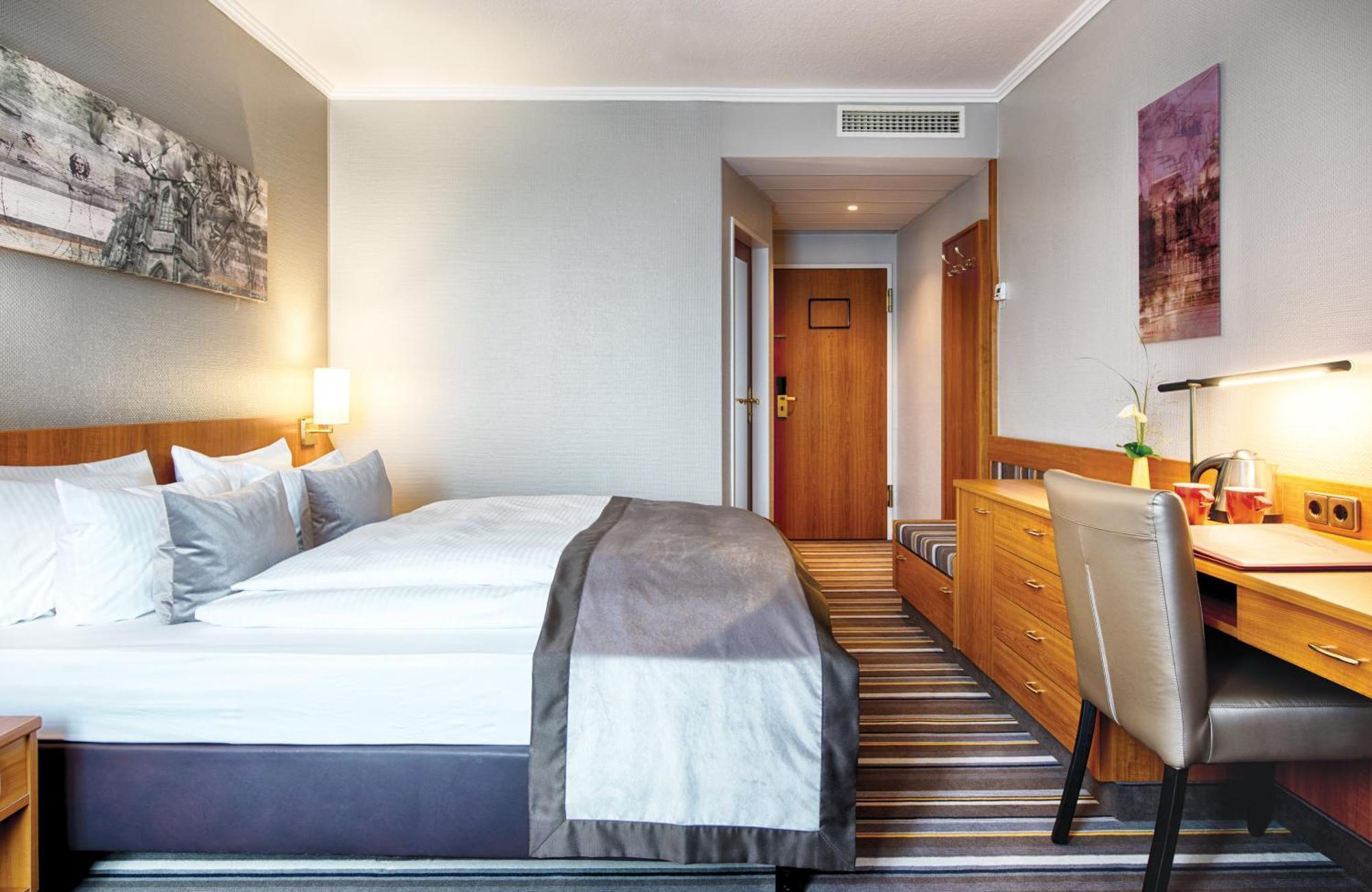 Leonardo Hotel Ахен Экстерьер фото